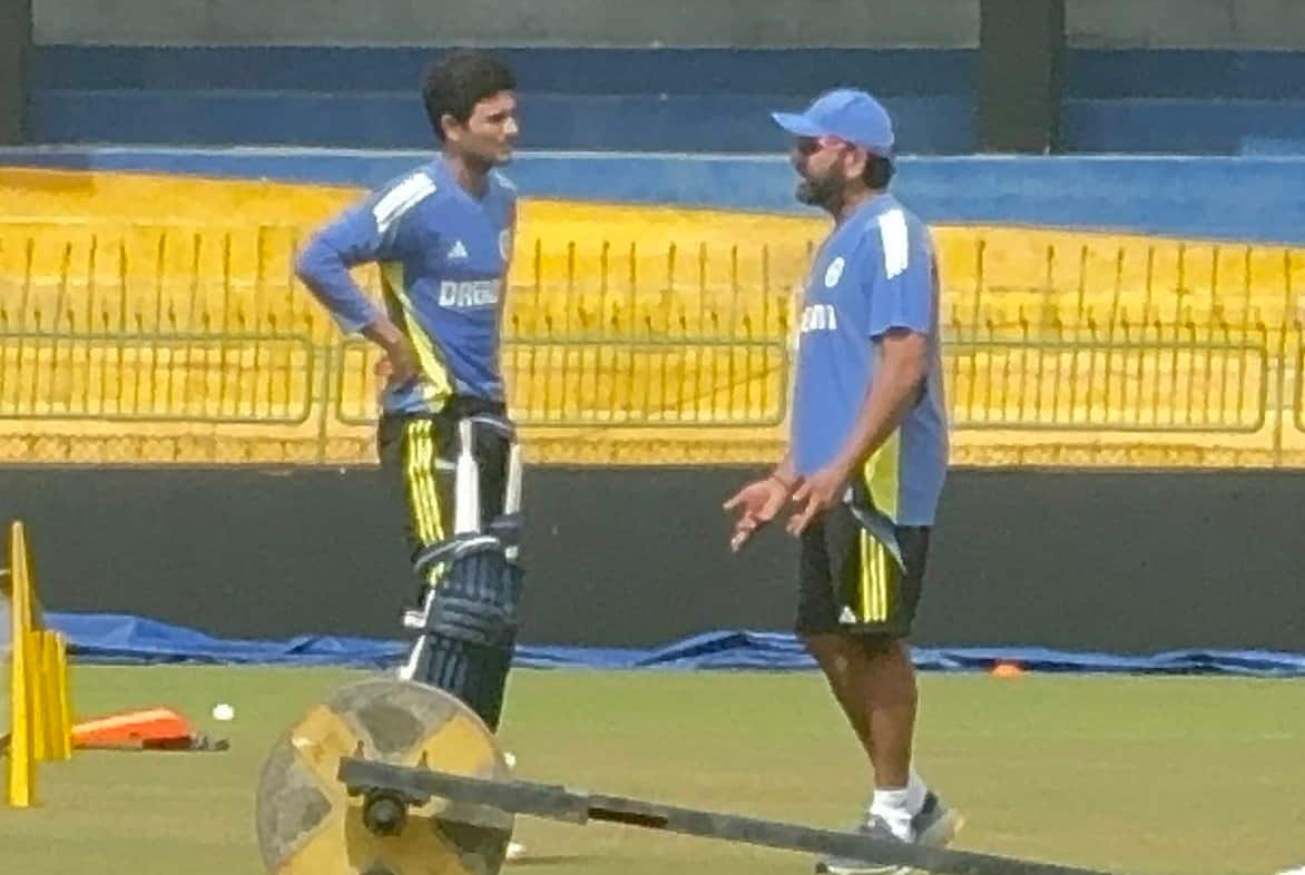 Shubman Gill Gets Batting Tips From Kohli, Rohit Ahead Of 3rd ODI; Check Pics